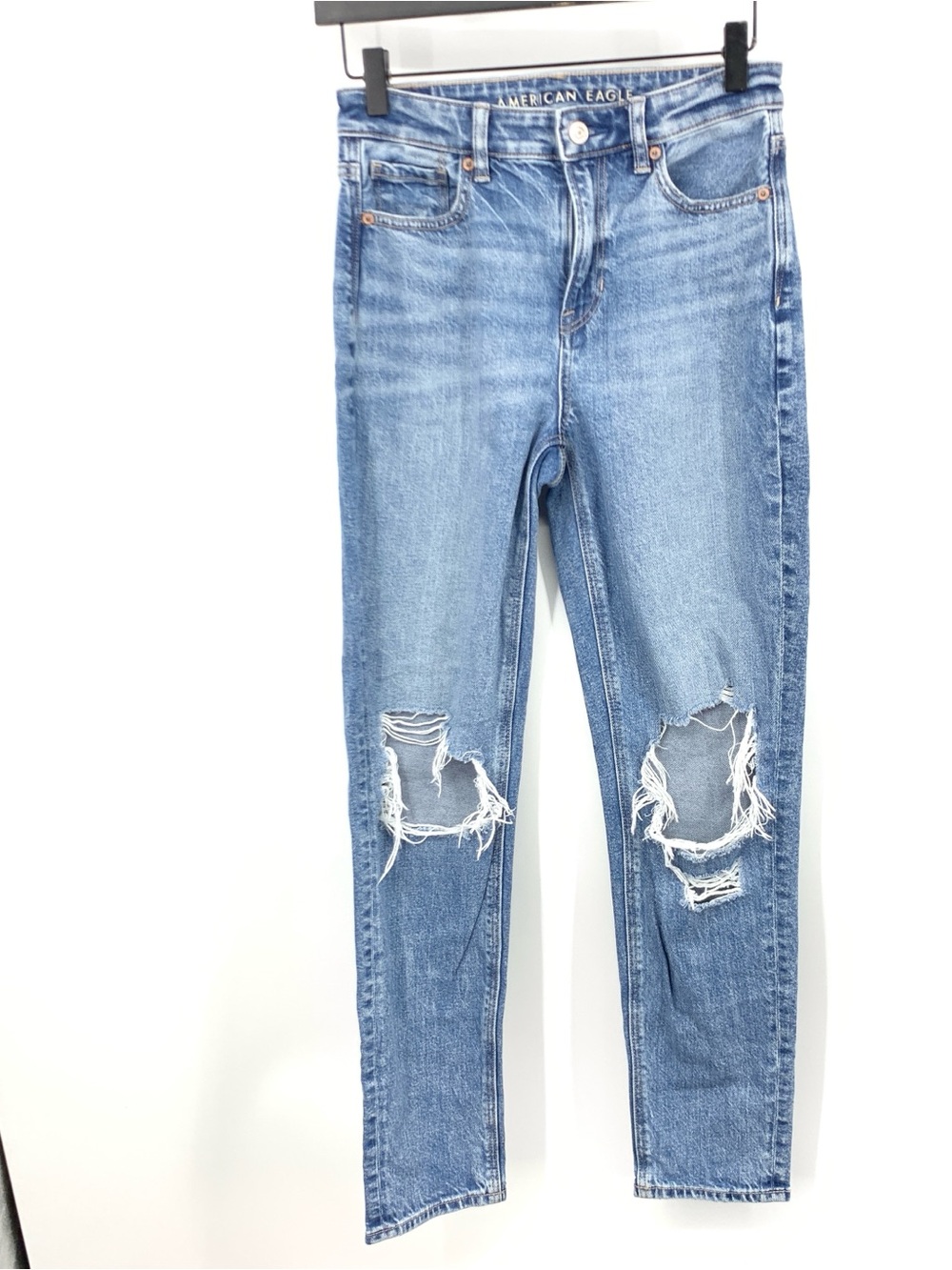American Eagle Women Size 0 Jeans Light Wash Distressed Pants Mom Strigid High